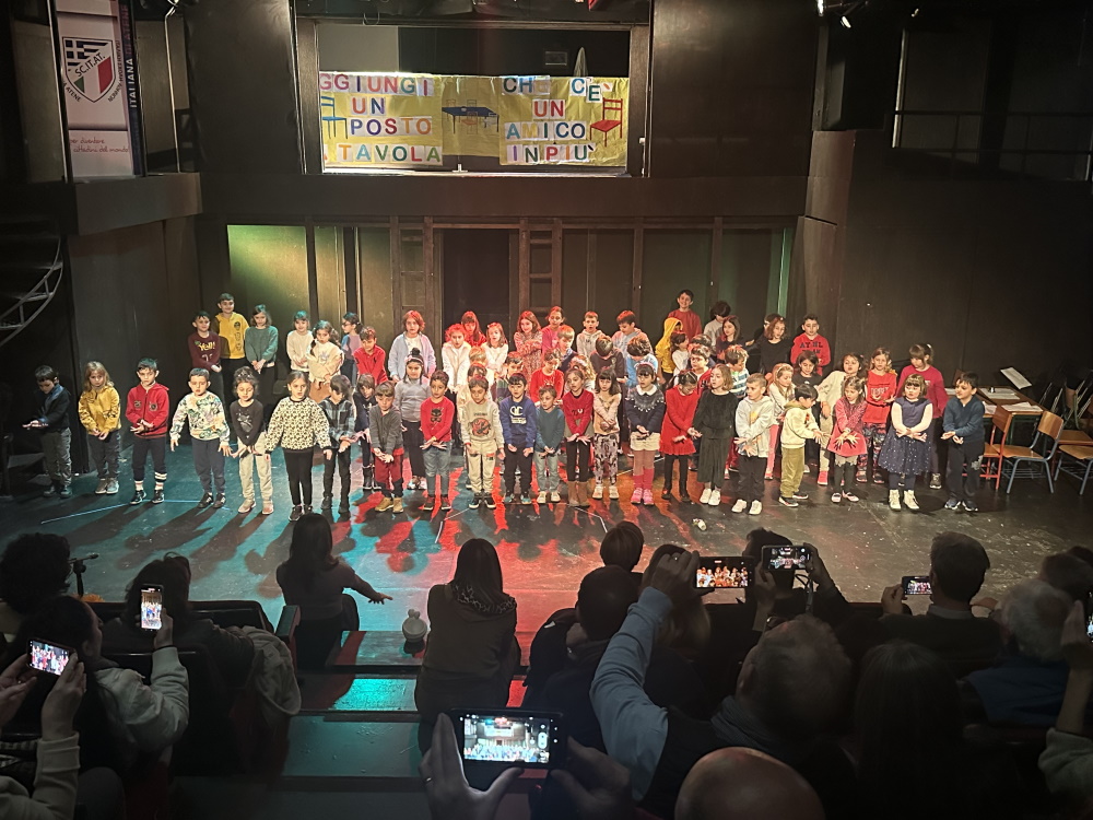 Laboratorio teatrale “Ecologia delle relazioni per stare bene a scuola e nel Mondo” (19)