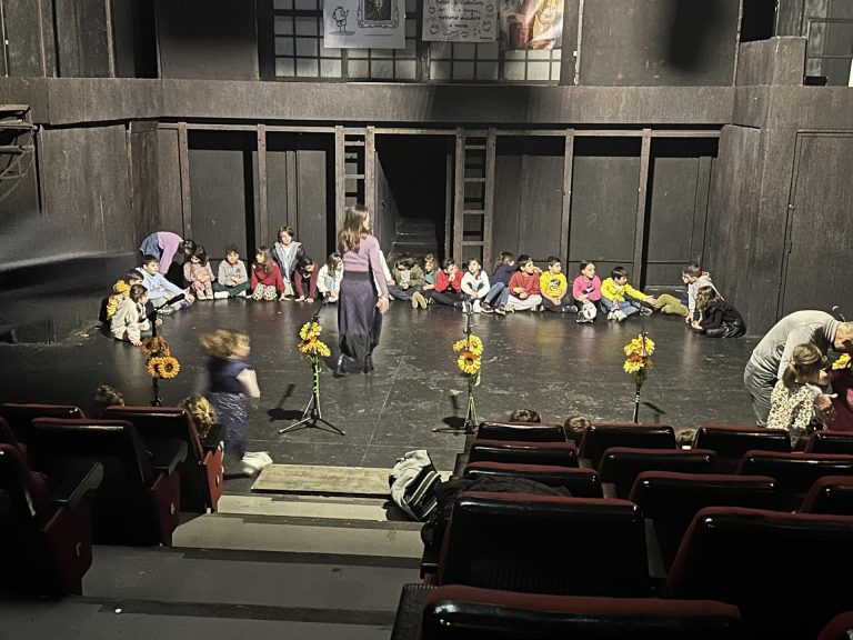 Laboratorio teatrale “Ecologia delle relazioni per stare bene a scuola e nel Mondo” (2)