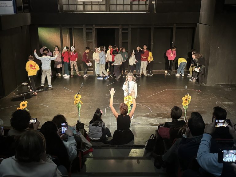 Laboratorio teatrale “Ecologia delle relazioni per stare bene a scuola e nel Mondo” (7)